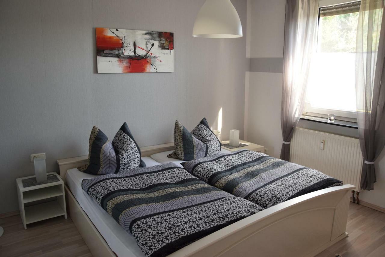 Moderne Und Sehr Gemuetliche Ferienwohnung Wattenbach Esterno foto